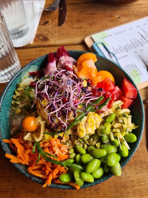 Good times with Magnet Surf School and its instructor.